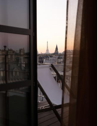 Votre Hôtel Idéal avec Vue sur la Tour Eiffel : Hôtel Dame des Arts