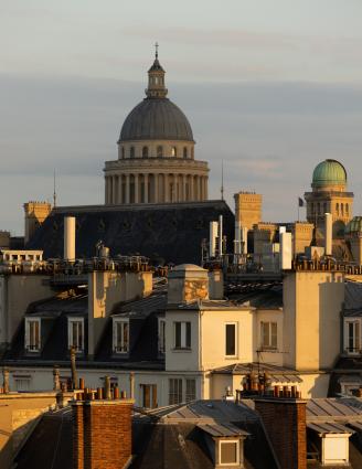 Hôtel Dame des Arts: An Ode to the Artistic Soul of the Left Bank