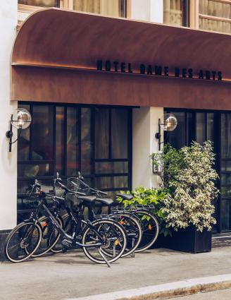 Hôtel Dame des Arts: An Eco-Friendly Stay in the Heart of Paris