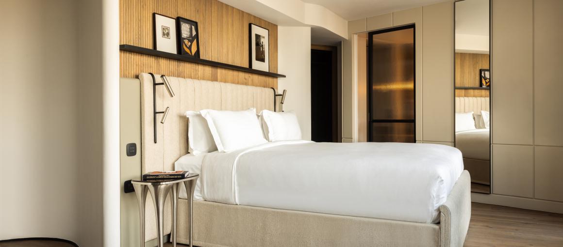 Hotel Dame des Arts - Junior Suite Terrace Eiffel View