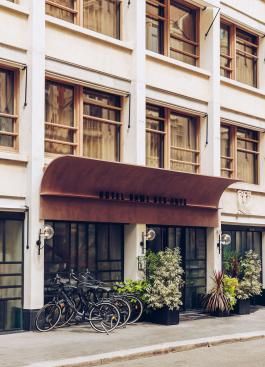 Hotel Dame des Arts - Nouveau Monogramme